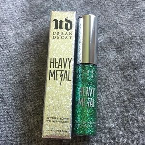 Urban Decay Heavy Metal Eyeliner in Stage Dive